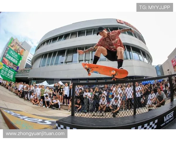 深圳滑板队在世界滑板锦标赛中的精彩表现与力量分析 深圳滑板队在世界滑板锦标赛中的精彩表现与力量分析