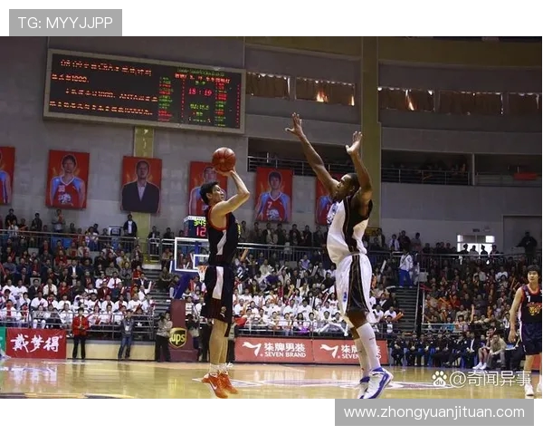 2016年NBA爵士与骑士激战回顾精彩瞬间与关键时刻分析