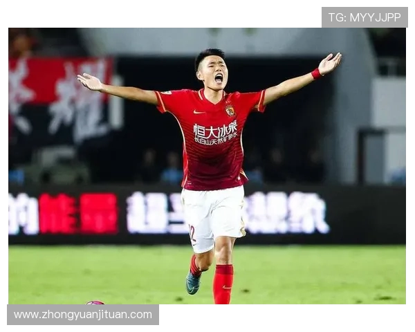 中国男足迎战伊拉克力争胜利全力以赴展现团队精神与拼搏意志