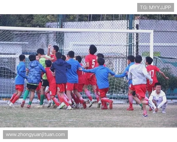 上海足球队在锦标赛中的比赛经验与表现分析 上海足球队在锦标赛中的比赛经验与表现分析